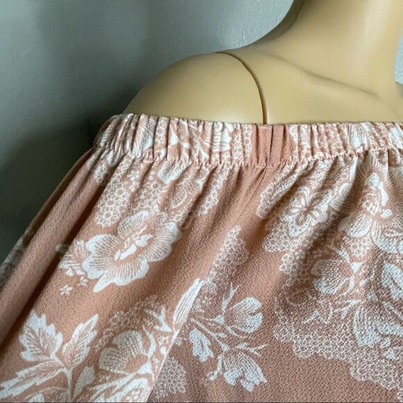One Clothing Light Pink / Peach White Off or On Shoulder Floral Blouse Sz Large - Picture 6 of 10